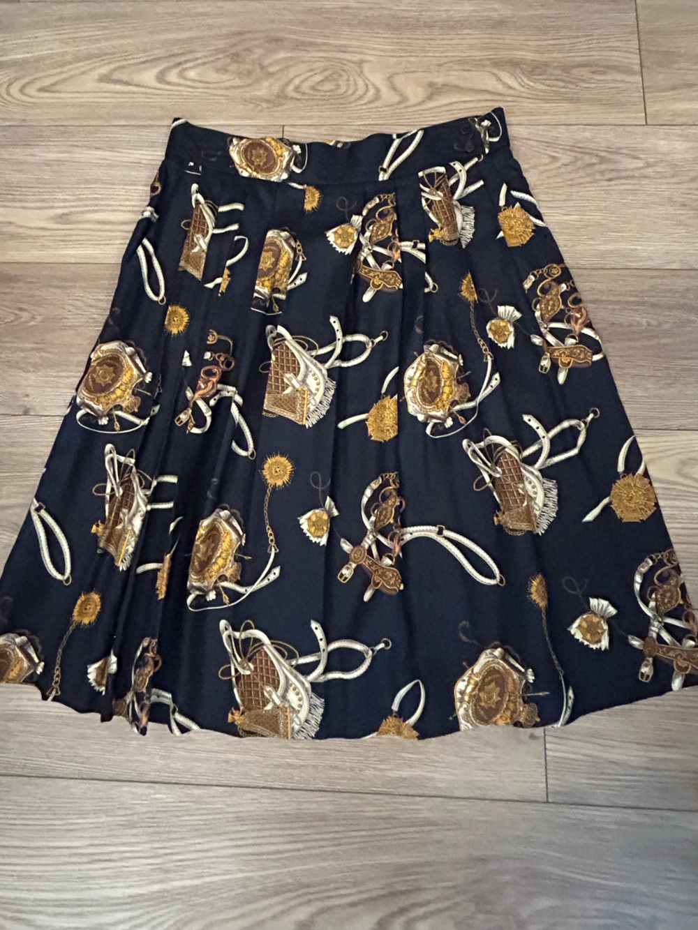 Rena Rowan Saville Equestrian Baroque Scarf Print Pleated Skirt 16 NWT